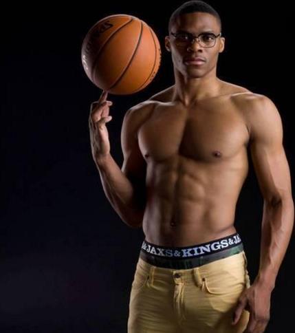 这中场的稳，是球队的命（稳住中场，稳住全队）