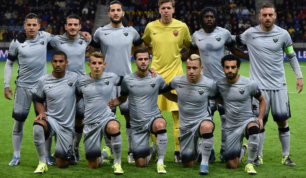 TA：热刺考虑到孙兴慜对球队的贡献，愿灵活处理其转会（TA：热刺鉴于孙兴慜贡献突出，愿在其转会事宜上灵活应对）