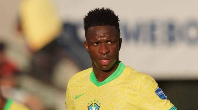 比利亚雷亚尔中场新星崛起：未来的丹尼·帕雷霍和托马斯·帕特（比利亚雷亚尔中场新秀崛起：有望接班帕雷霍与托马斯·帕尔特伊）