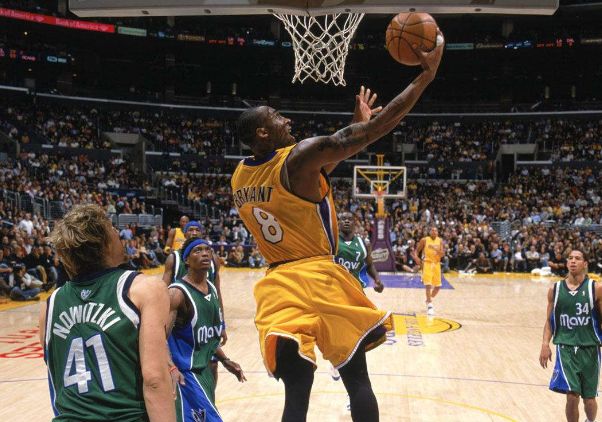 FIFA女足最新排名：中国女足下降一位至世界第17，亚洲第四（国际足联女足排名更新：中国女足跌至世界第17，居亚洲第4）