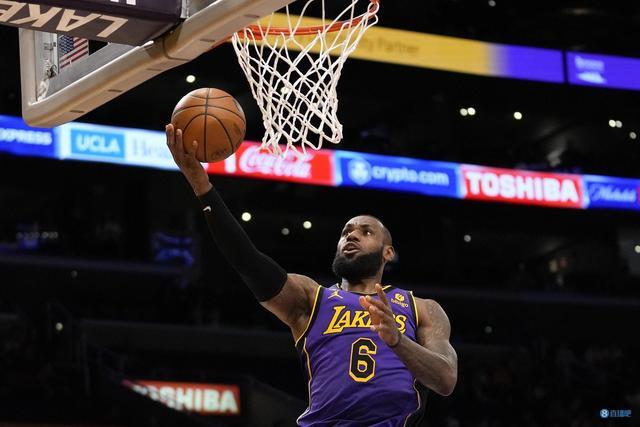 德天空：卢克巴今夏解约金8000万欧，埃贝尔很欣赏他（德媒天空：卢克巴今夏解约条款8000万欧，埃贝尔对其青睐有加）