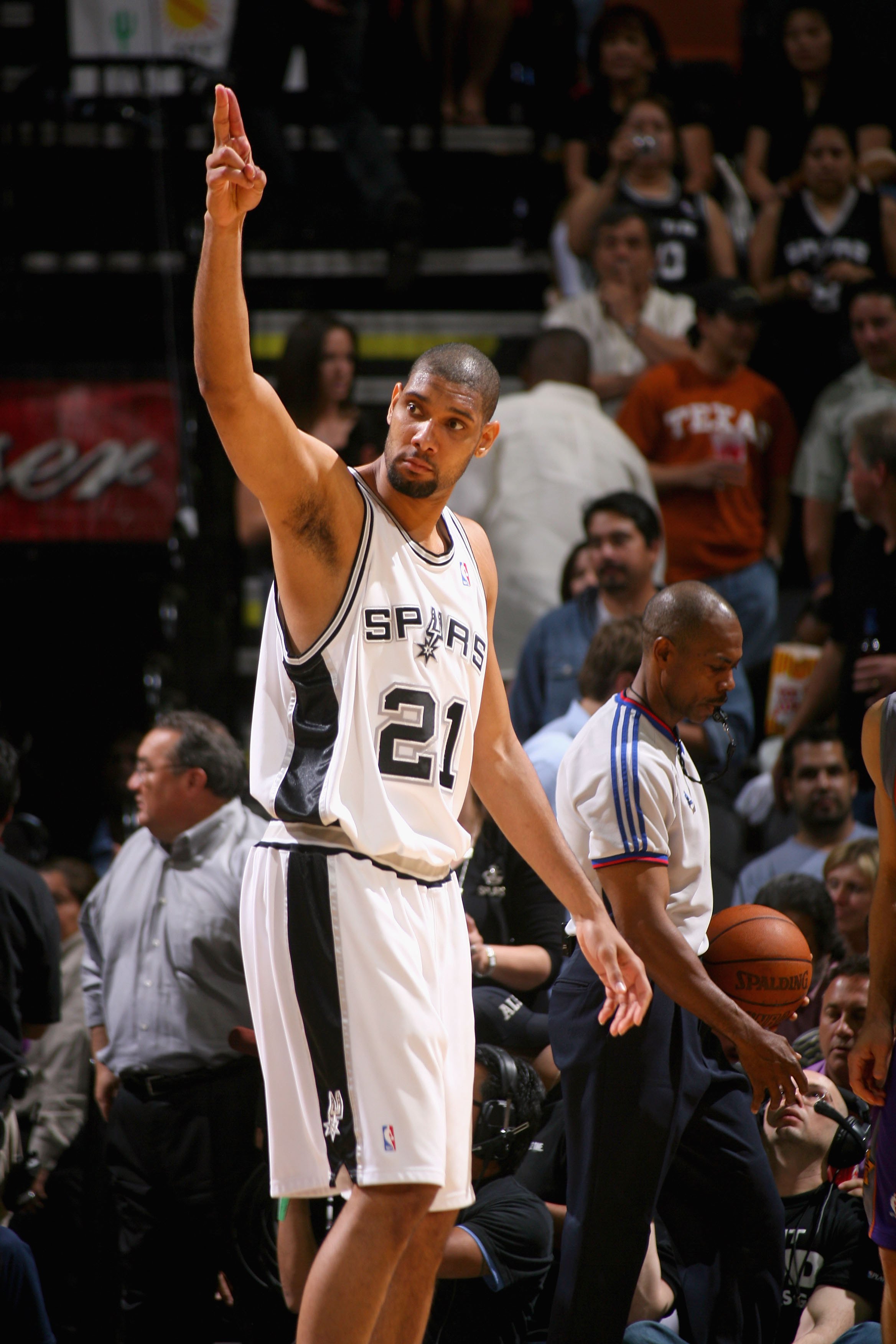 卡纳瓦罗：我在亚洲的执教经历在意大利并不被重视（卡纳瓦罗：意大利并未重视我的亚洲执教经历）